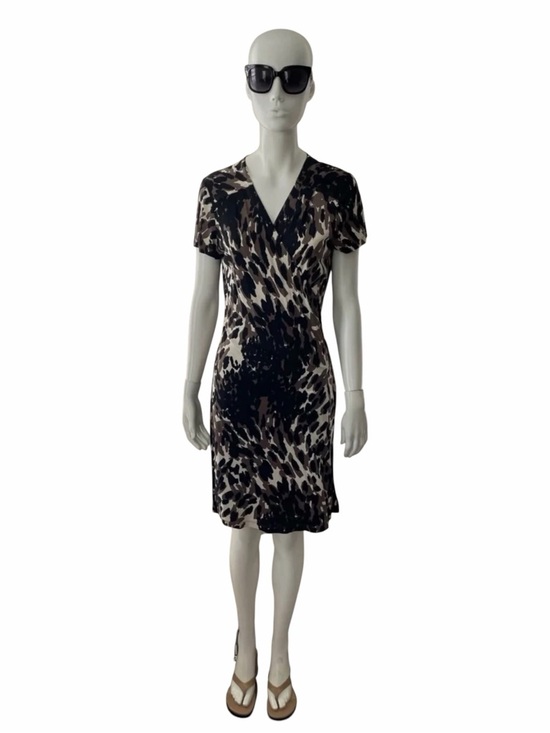 Banana Republic Dresses & Skirts - Banana Republic Elegant Black and Cream Patterned Dress (L)